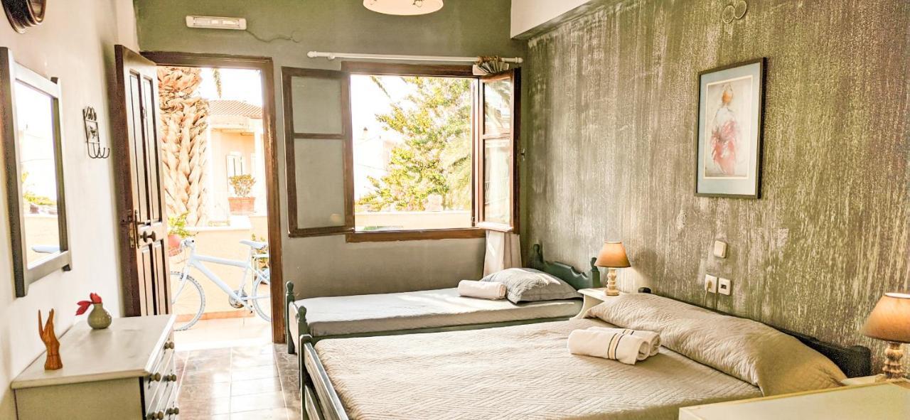Knossos Apartments パレカストロ エクステリア 写真