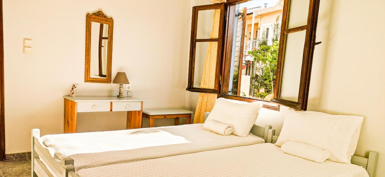 Knossos Apartments パレカストロ エクステリア 写真