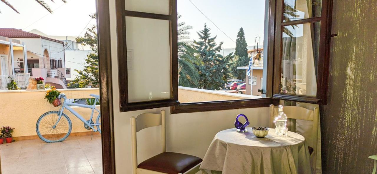 Knossos Apartments パレカストロ エクステリア 写真