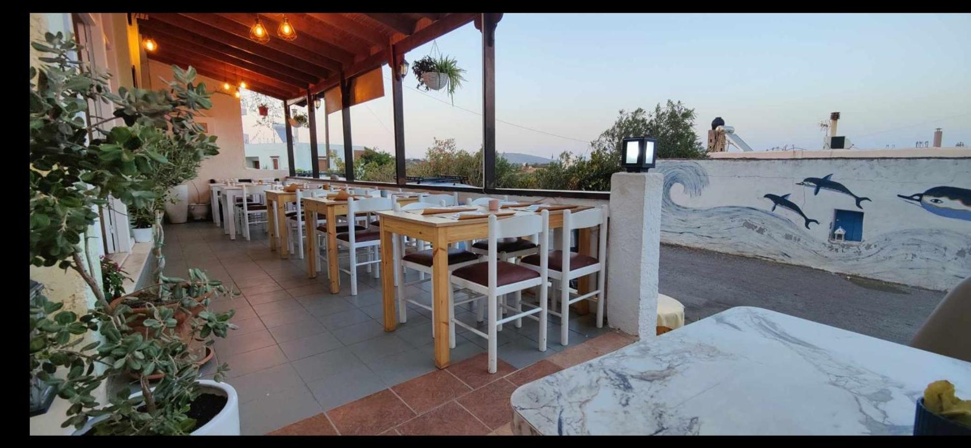 Knossos Apartments パレカストロ エクステリア 写真
